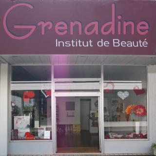 Salon de Manucure Irréelle 0