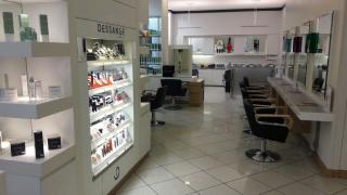 Salon de Manucure DESSANGE - Coiffeur Lille Saint Maurice 0