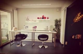 Salon de Manucure So Chic Coiffure & Institut 2