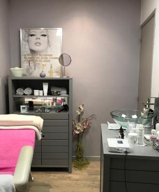 Salon de Manucure ambiance beauté sophie 0
