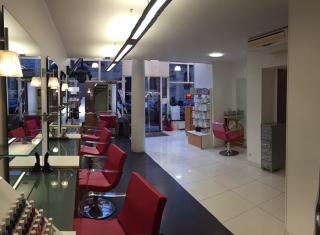 Salon de Manucure Camille Albane - Coiffeur Chamalieres 1