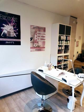 Salon de Manucure La Bulle de Manon 0