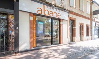 Salon de Manucure Camille Albane - Coiffeur Toulouse 0