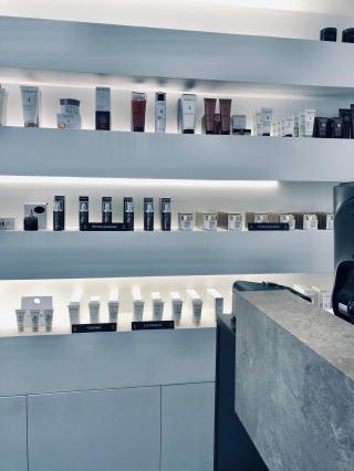 Salon de Manucure Carré Beauté 1