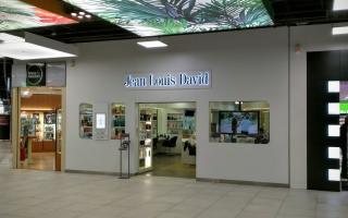 Salon de Manucure Jean Louis David - Coiffeur Saint-Jean-de-la-Ruelle 1