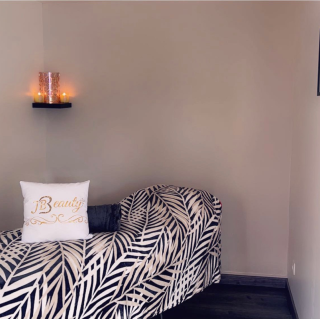 Salon de Manucure JBBEAUTY STE GENEVIÈVE DES BOIS 0