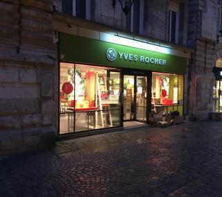 Salon de Manucure Yves Rocher 0