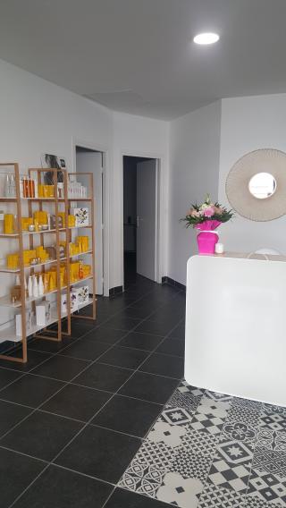 Salon de Manucure Institut de beauté l'Instant Bien être 2