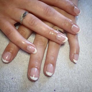 Salon de Manucure Lôrence Coiffure & Esthétique - Coiffeur Val d'Europe 0