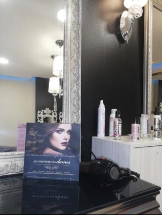 Salon de Manucure Au comptoir des dames centre-ville et Manouchka Hair au comptoir des dames By Soraya.B 0