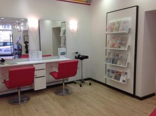 Salon de Manucure Camille Albane - Coiffeur Moulins 0