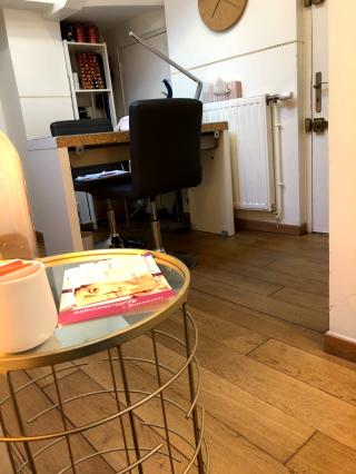 Salon de Manucure Un moment à soi 0