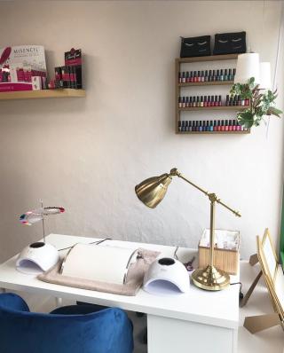 Salon de Manucure MB CONCEPT - CLINIQUE BEAUTE 0