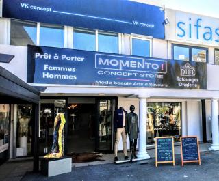 Salon de Manucure MOMENTO Concept Vêtements Hommes et Femmes 0