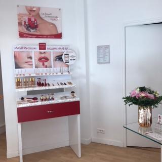 Salon de Manucure Institut Guinot 2