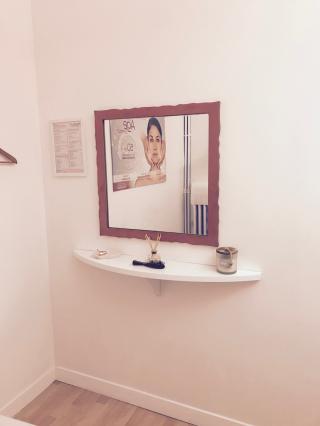 Salon de Manucure Institut Guinot 0