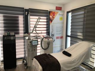 Salon de Manucure Sculpturel 0