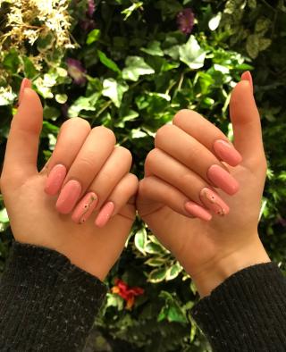 Salon de Manucure Beauté Étoile 0