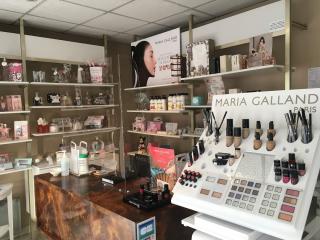 Salon de Manucure Ambre Institut | Soins visage et corps | Épilation définitive lumière pulsée | Epilation | Manucure | Beauté des pieds 0