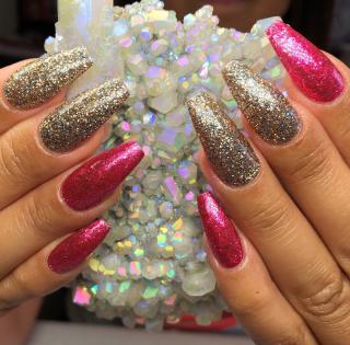 Salon de Manucure Nailsica - Onglerie à Nice Côte d'Azur- Ongles en gel, chablon, capsule, nail art.. 0