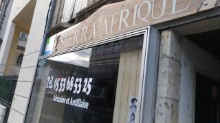 Salon de Manucure SIERRAFRIQUE 0