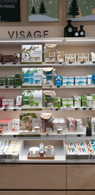 Salon de Manucure Yves Rocher 0