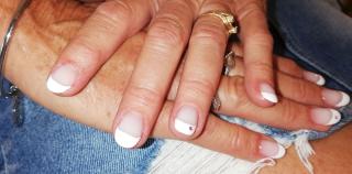 Salon de Manucure Institut Chantal Gauthé | Prothésie ongulaire | Maquillage permanent | Extensions de cils 0