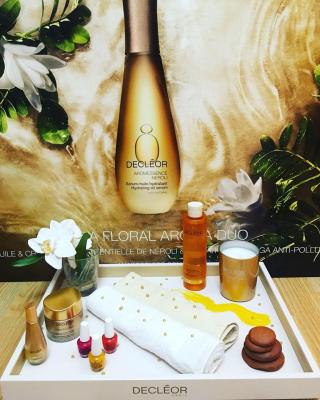 Salon de Manucure DECLEOR 0