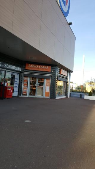 Salon de Manucure Fabio Salsa - Coiffeur Massy 0