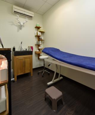 Salon de Manucure A Fleur de Peau 0