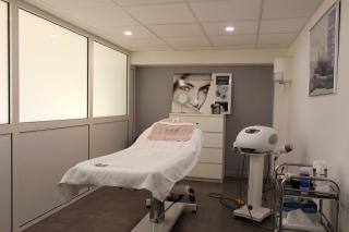 Salon de Manucure L'Institut 0