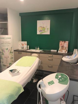 Salon de Manucure Institut Beaut'Evasion 0