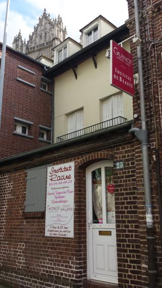 Salon de Manucure Institut Racine 0