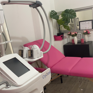 Salon de Manucure Beauty INK - Artist Microblading Tours 0