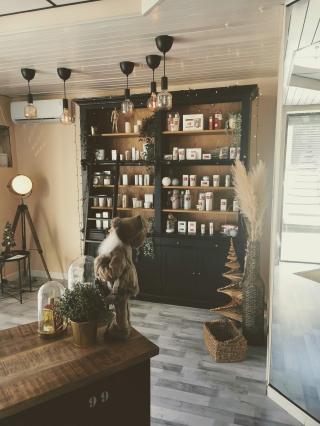 Salon de Manucure Institut guinot 0