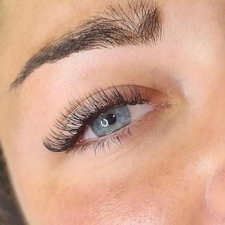 Salon de Manucure Paradise Beauty 0