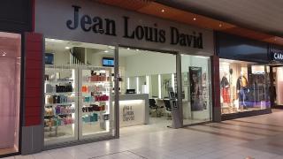 Salon de Manucure Jean Louis David - Coiffeur Plaisir 0