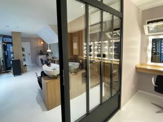 Salon de Manucure LES COMPTOIRS DE LA BEAUTÉ | Coiffure F&H - Maquillage - Soins du visage - Beauté des sourcils 0