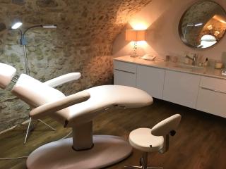 Salon de Manucure Studio Valéria Paul - Maquillage Permanent 0