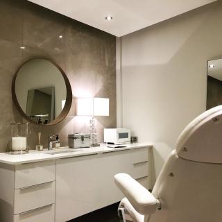 Salon de Manucure Studio Valéria Paul - Maquillage Permanent 0