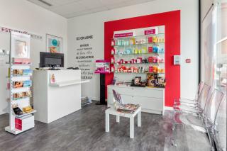 Salon de Manucure Esthetic Center 0