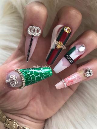 Salon de Manucure Modern Nails 0