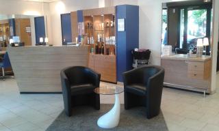 Salon de Manucure Glamour Coiffure 0