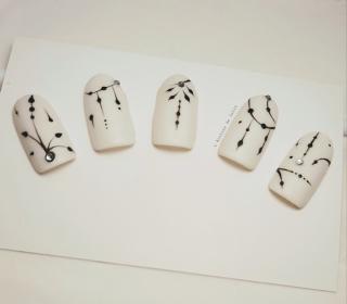 Salon de Manucure L'Atelier de Julie - Onglerie (Prothésiste Ongulaire Cavaillon) Nail'Artist & Formatrice 0