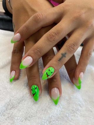 Salon de Manucure Qin Qin Ongles 2