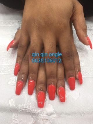 Salon de Manucure Qin Qin Ongles 0