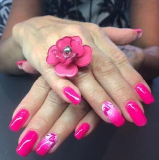 Salon de Manucure STUDIO D’ONGLES : Lora Nails 0