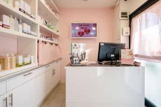 Salon de Manucure Institut de Beauté Ténélia Saint 0