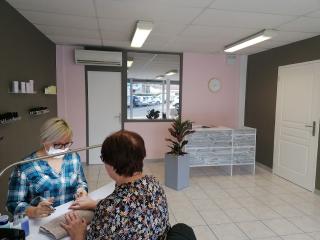 Salon de Manucure Ongles et Folies 0