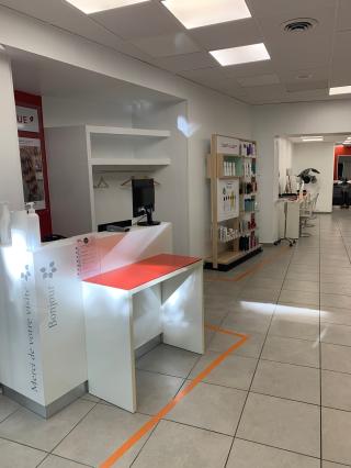 Salon de Manucure Saint Algue - Coiffeur Salon de Provence 0